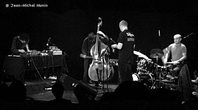 Quartet Akosh S - Brochard -Etévenard - Tô