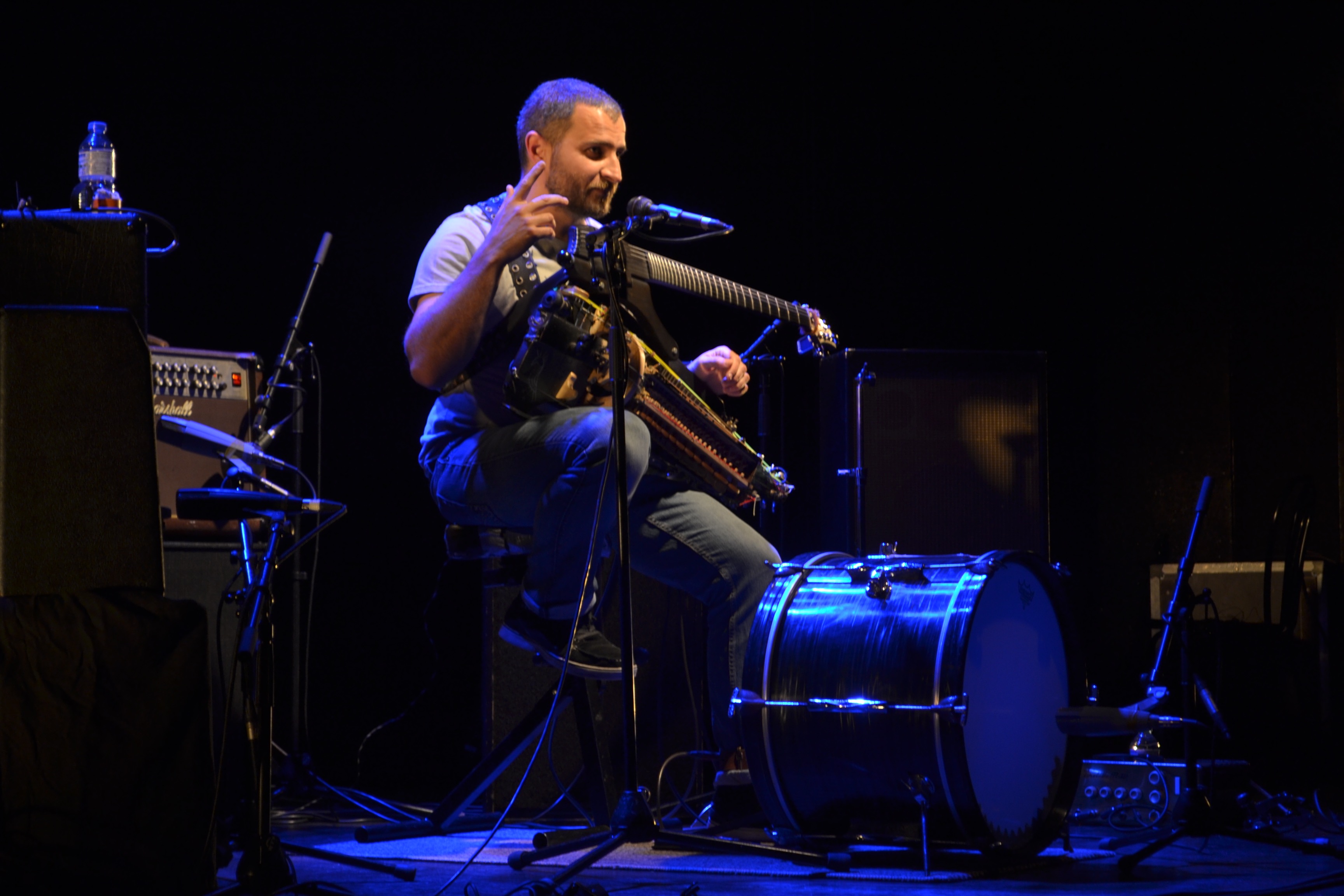 Photo Romain Baudoin - 1 Primate - Carré Bleu
